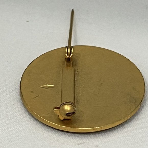 CA4WDC California Four Wheel Drive Association 1988 Convention Pin 60’s Theme - Picture 13 of 13